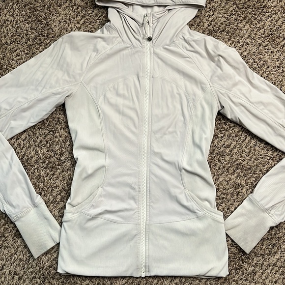 Lululemon Reversible Define Jacket - Picture 3 of 14